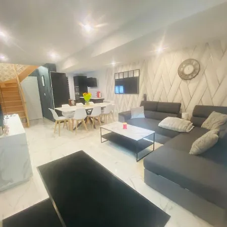 Nyaraló Maison Tresor *